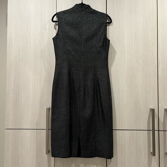 Coldwater Creek | V-Neck Sheath Midi Dress | Black Silver Metallic‎ | Size 6 - Picture 2 of 10